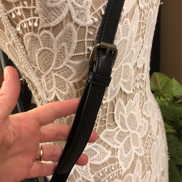 Simply Noelle buckle down Saddle bag in black - Picture 5 of 11